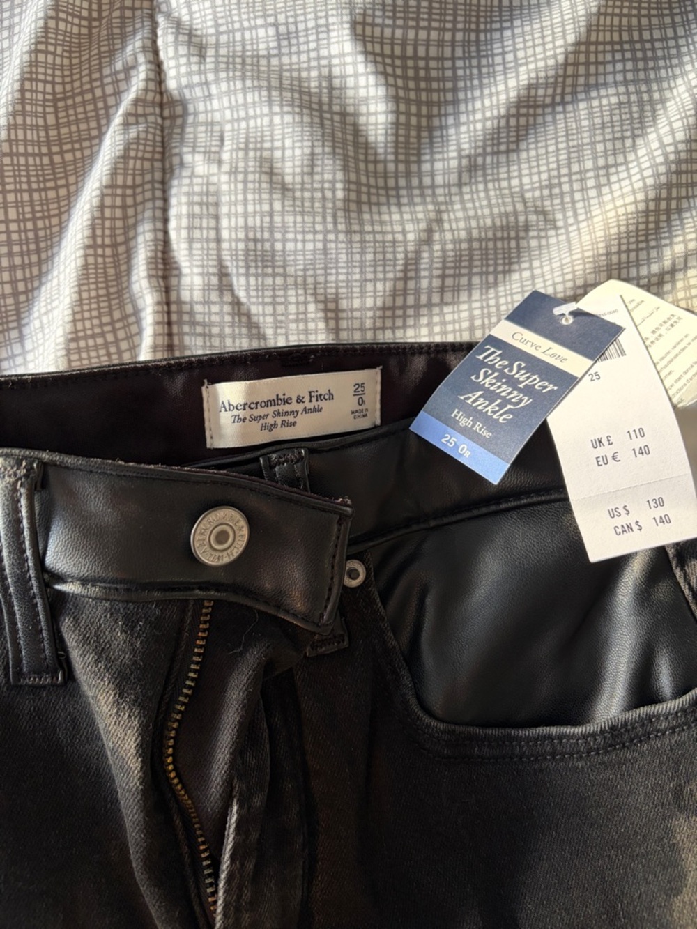 Abercrombie & Fitch Women’s Super Skinny Ankle Jeans in Black